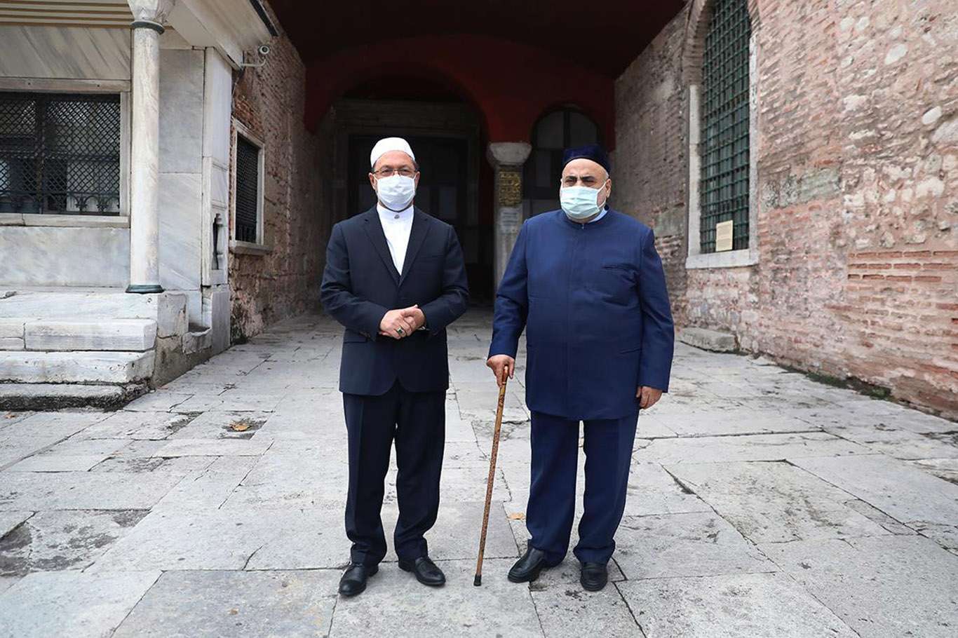 Kafkas Müslümanları İdaresi Başkanı Paşazade'den Diyanet İşleri Başkanı Erbaş'a ziyaret Kafkas Müslümanları İdaresi Başkanı Paşazade'den Diyanet İşleri Başkanı Erbaş'a ziyaret